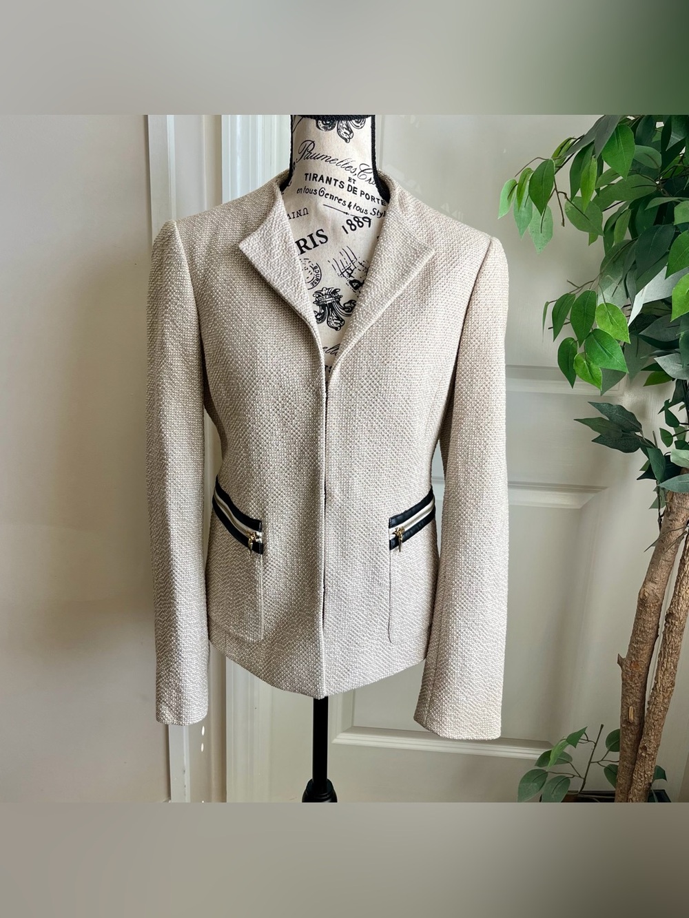 Ann Taylor Tweed Textured Zip Pocket Blazer Beige Sz 8
